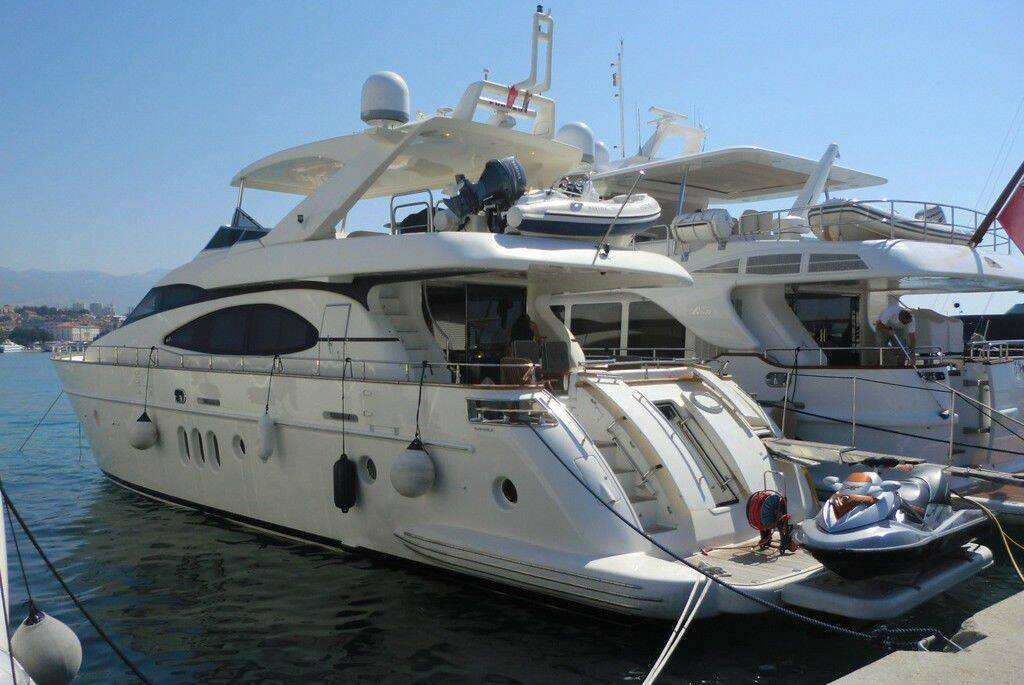 Azimut 74 Estia Zeus