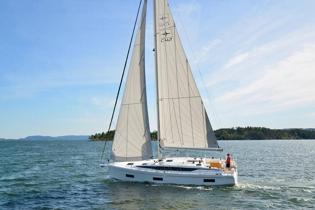 Bavaria C42 Style Polaris