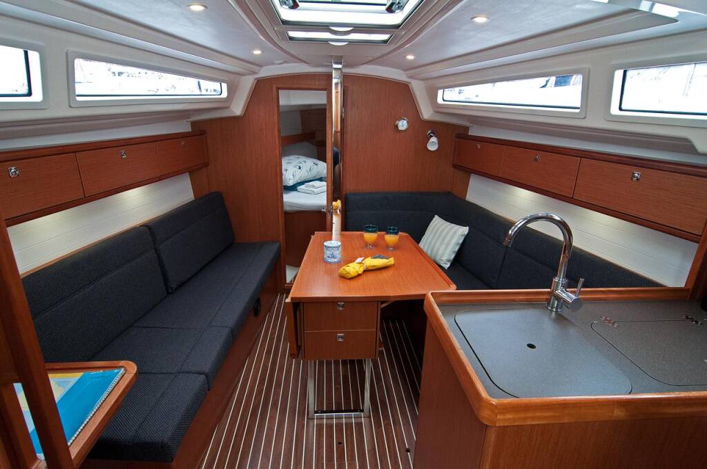 Bavaria Cruiser 33 Adria Breeze