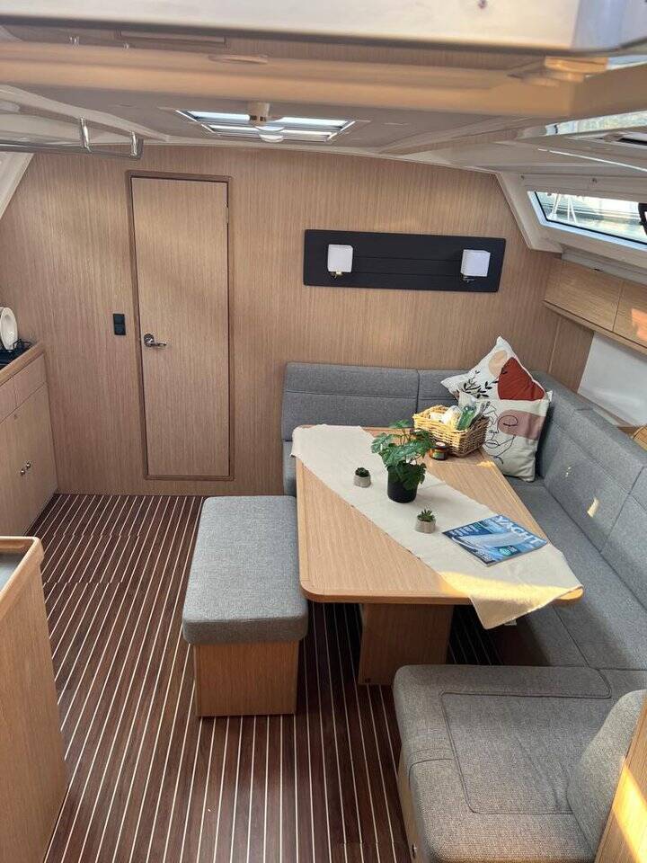 Bavaria Cruiser 46 Life Is Beautiful