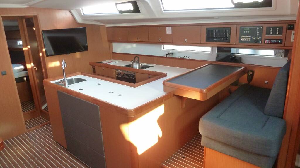 Bavaria Cruiser 56 ECONOMY