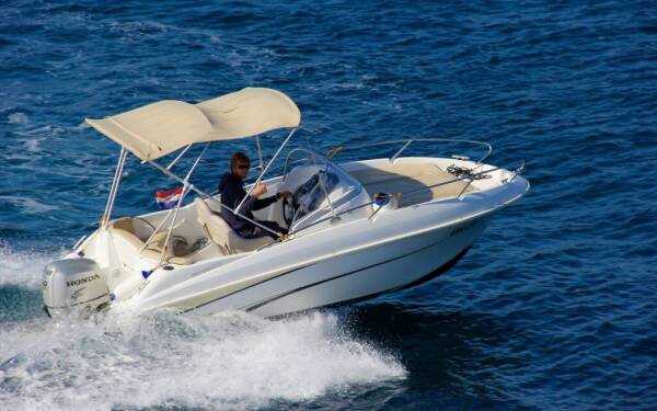 Beneteau 550 No Name