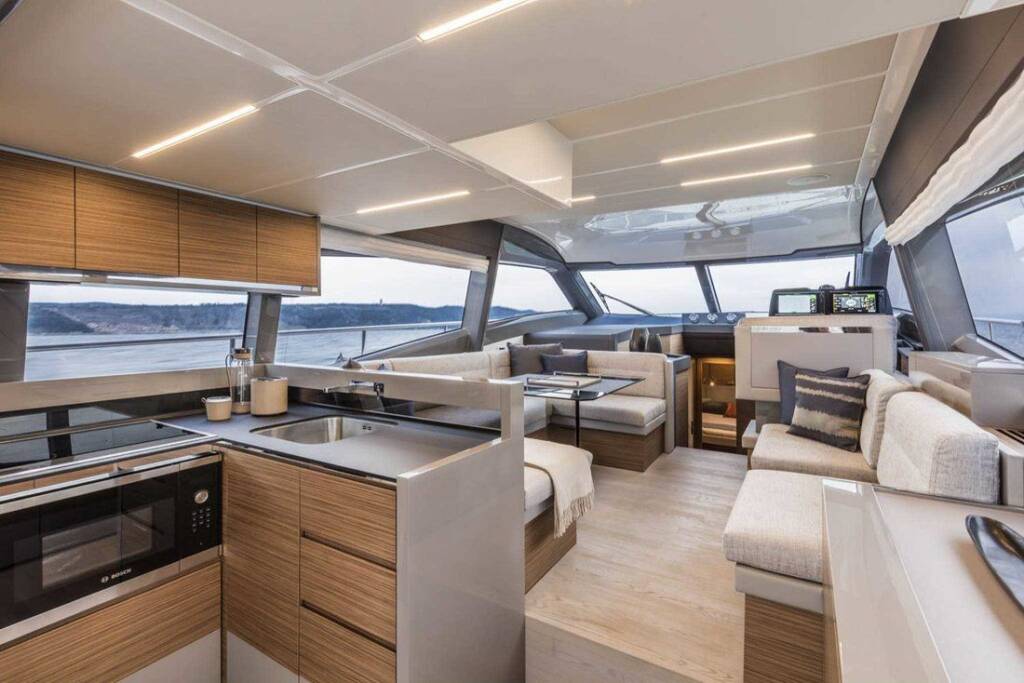 Ferretti Yachts 450 Lady Esmeralda