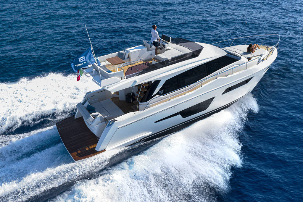 Ferretti Yachts 500 