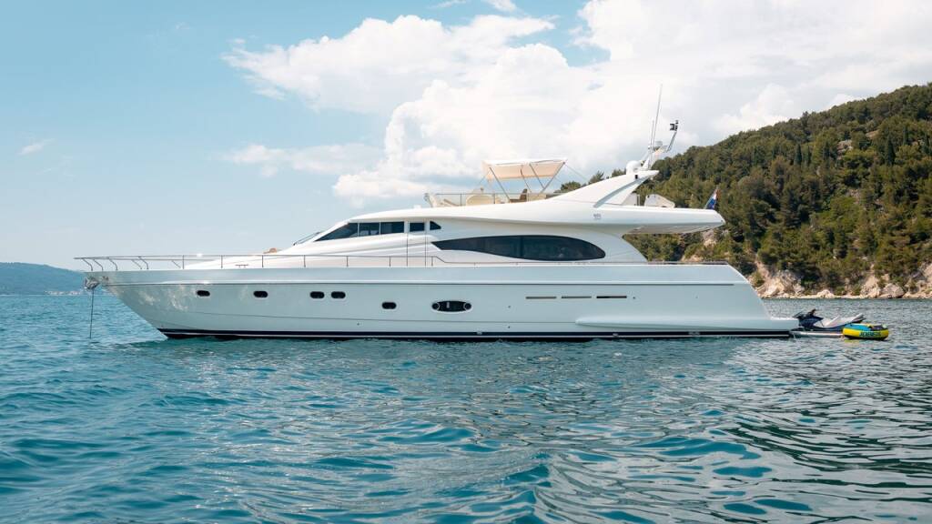 Ferretti Yachts 730 Marino