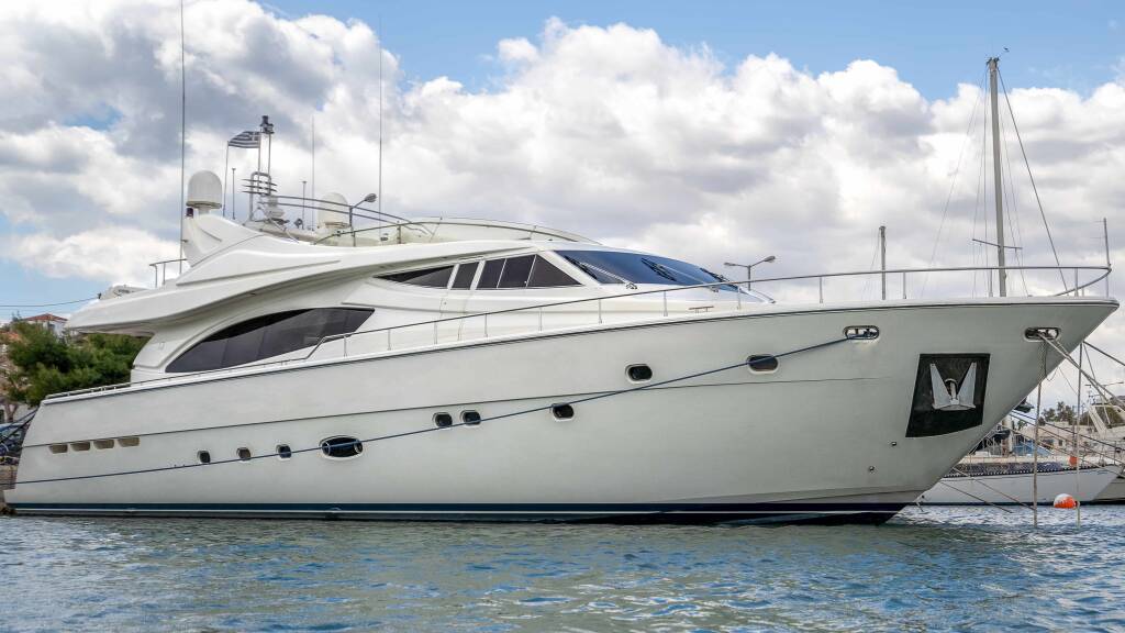 Ferretti Yachts 880 Estia YI