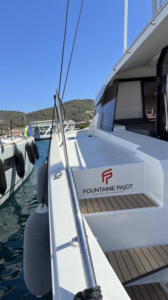 Fountaine Pajot Aura 51 Three Dee