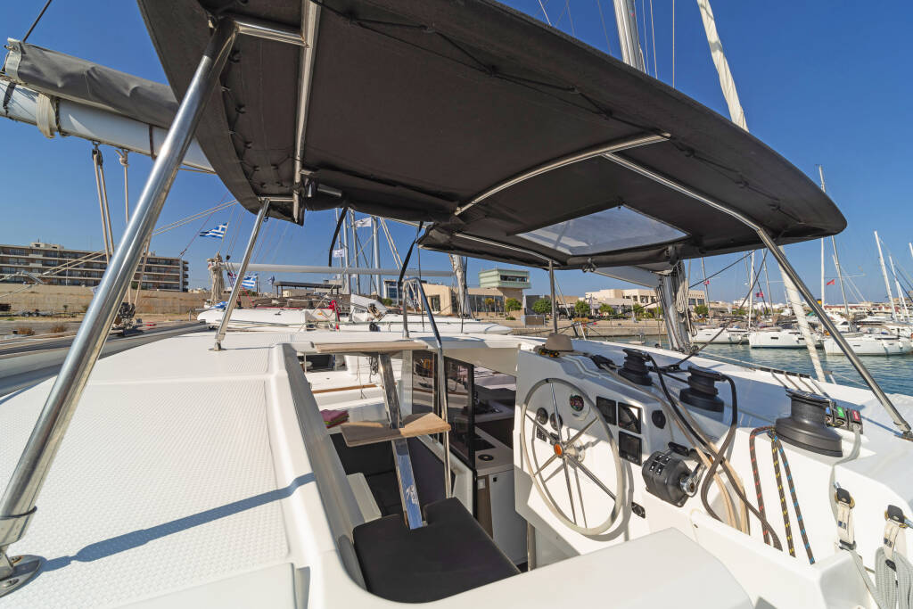 Fountaine Pajot Lucia 40 Fortuna