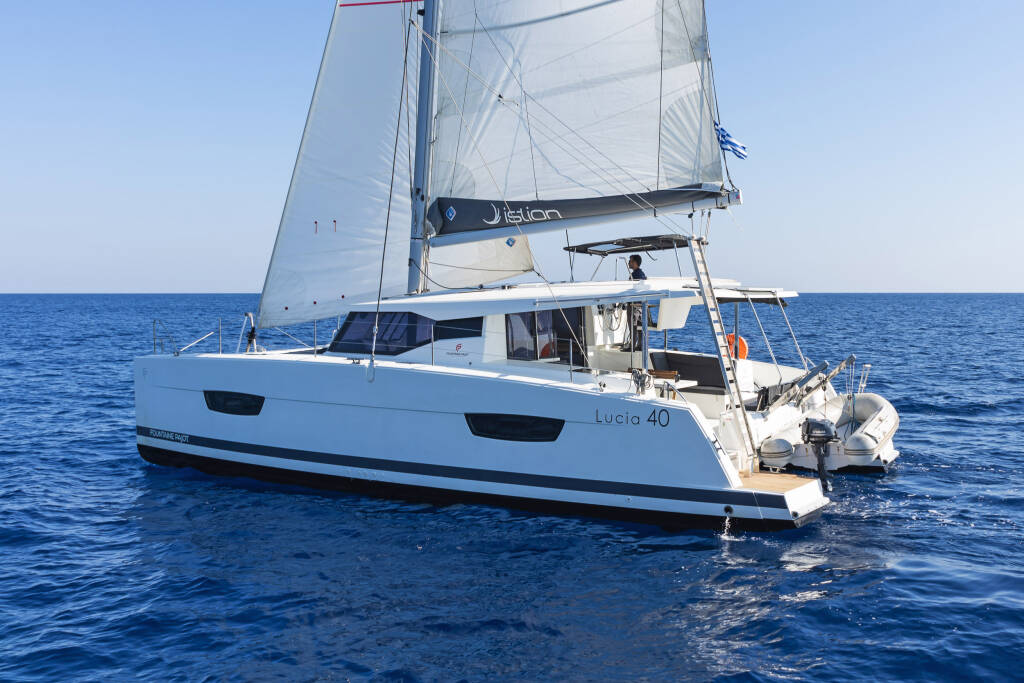 Fountaine Pajot Lucia 40 Fortuna