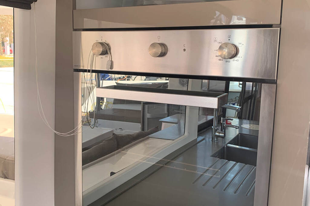 Fountaine Pajot Saba 50 Lingaro