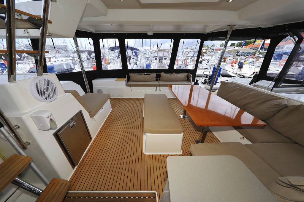 Fountaine Pajot Saona 47 Quintet Aquarius