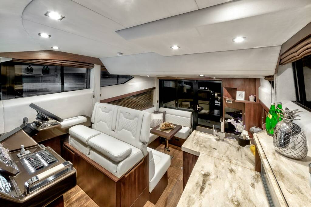 Galeon 420 Amber Blue