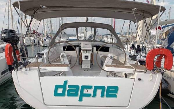 Hanse 418 Dafne