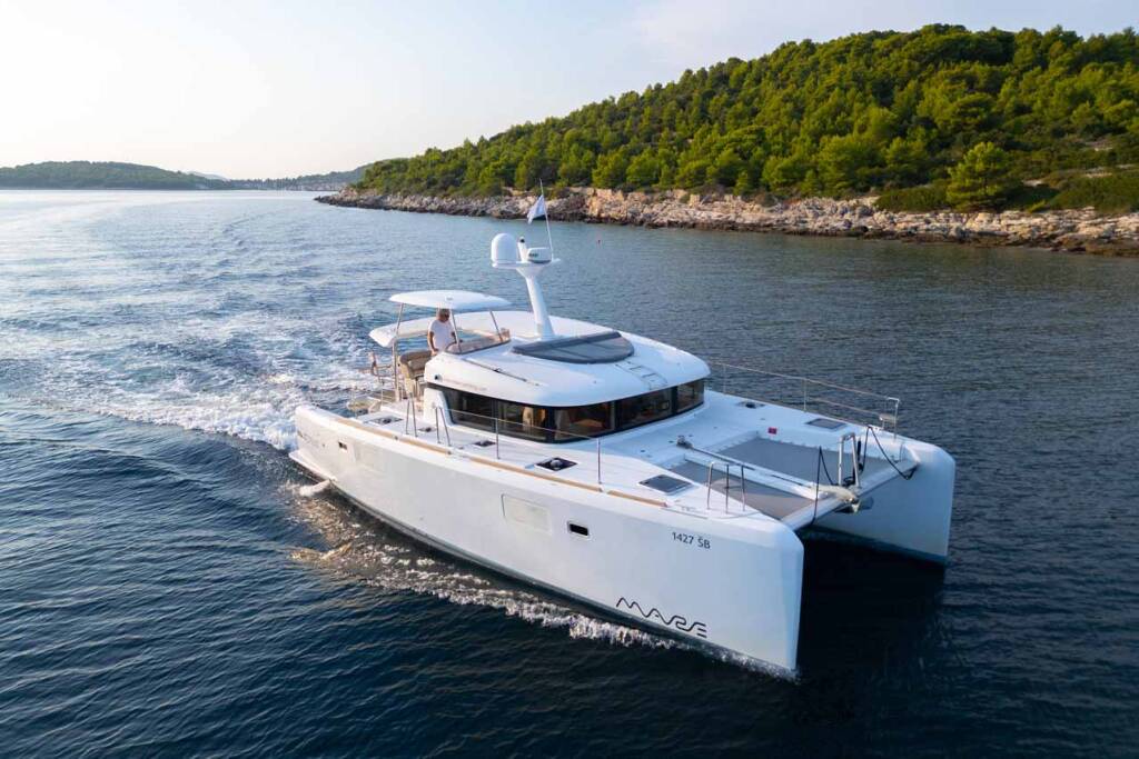 Lagoon 40 MotorYacht Family