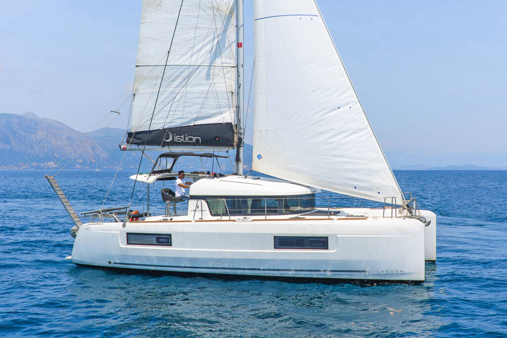 Lagoon 40 Thalasea