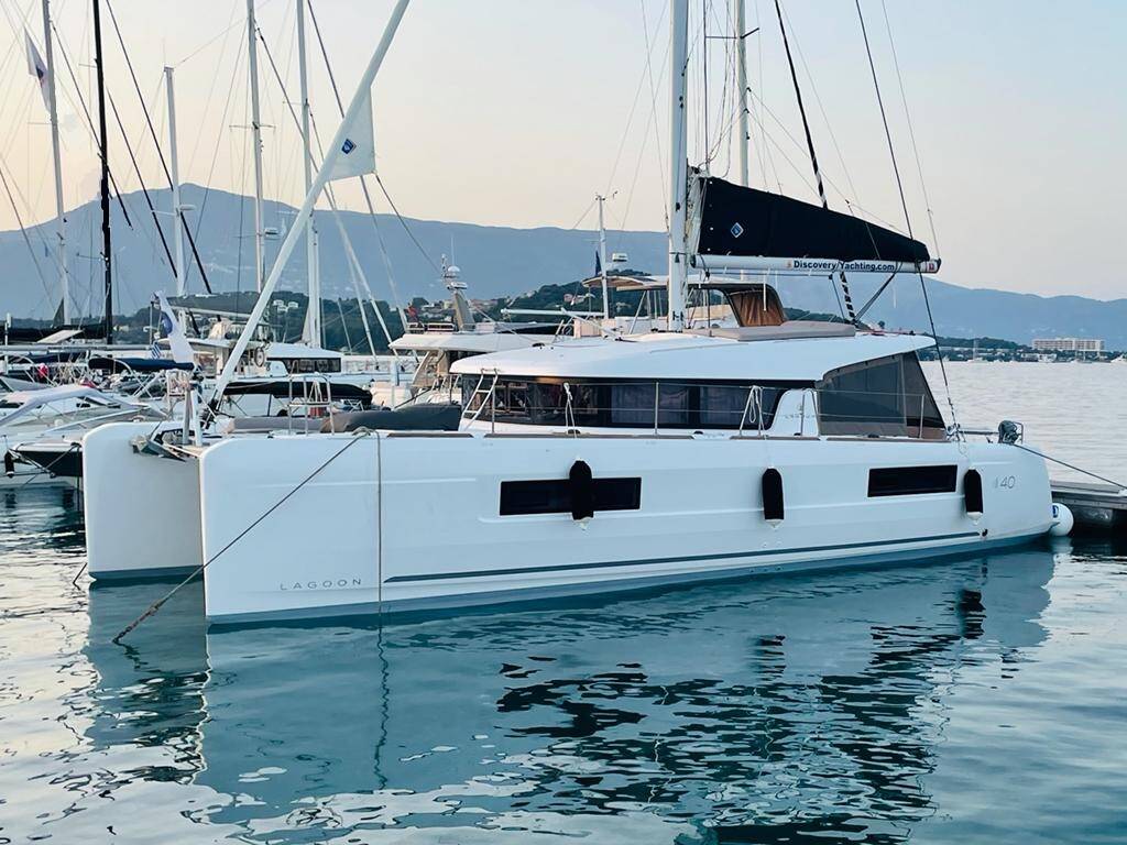 Lagoon 40 Discovery II