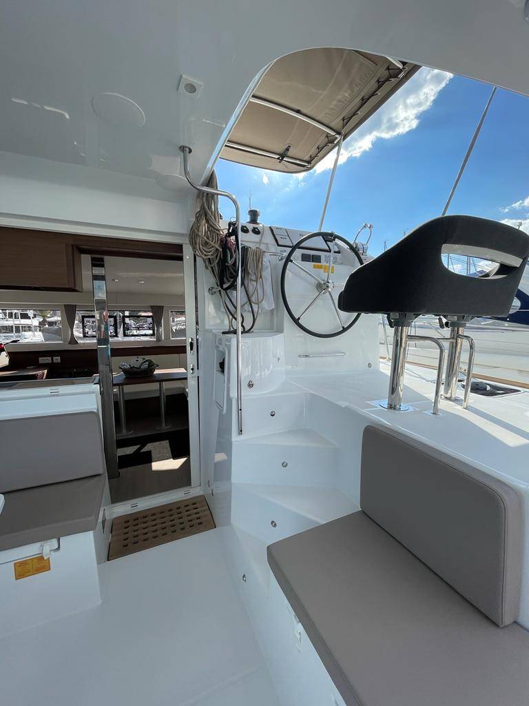 Lagoon 40 Discovery II