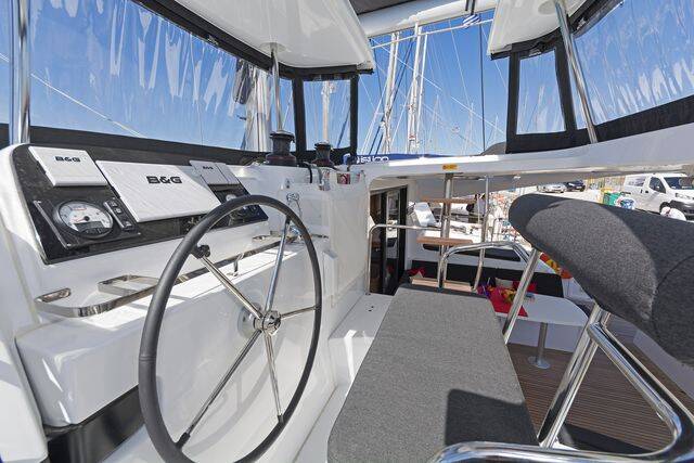 Lagoon 42 Wind Whisper 