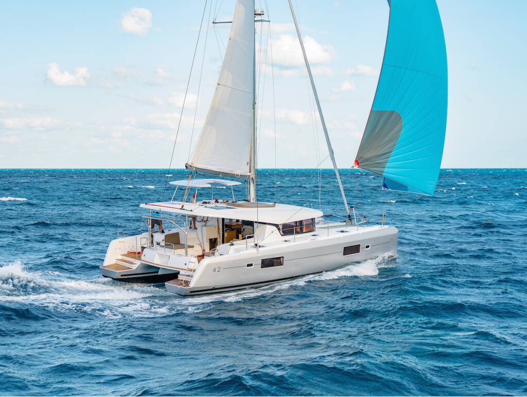 Lagoon 42 Stolos