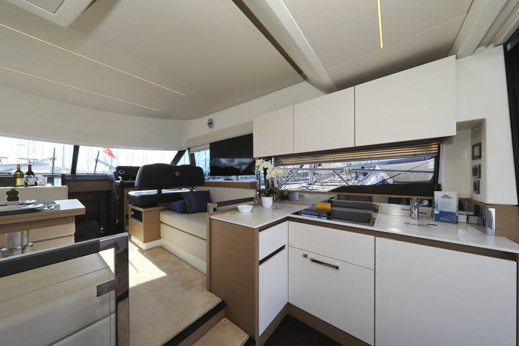 Prestige 460 Ferus