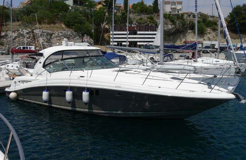 Sea Ray 455 Gandalf