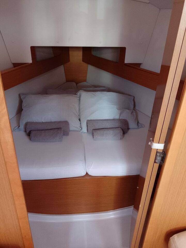 Sun Odyssey 33i min elli