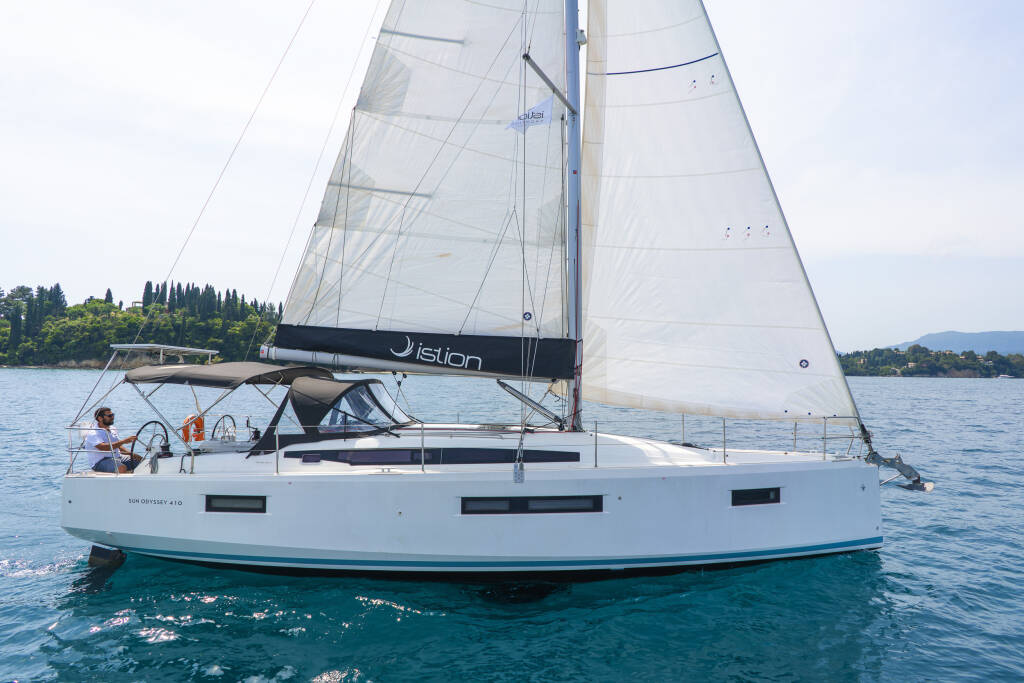 Sun Odyssey 410 Sea Whisper