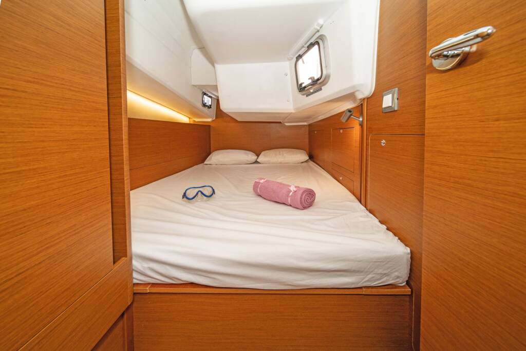 Sun Odyssey 410 Aella