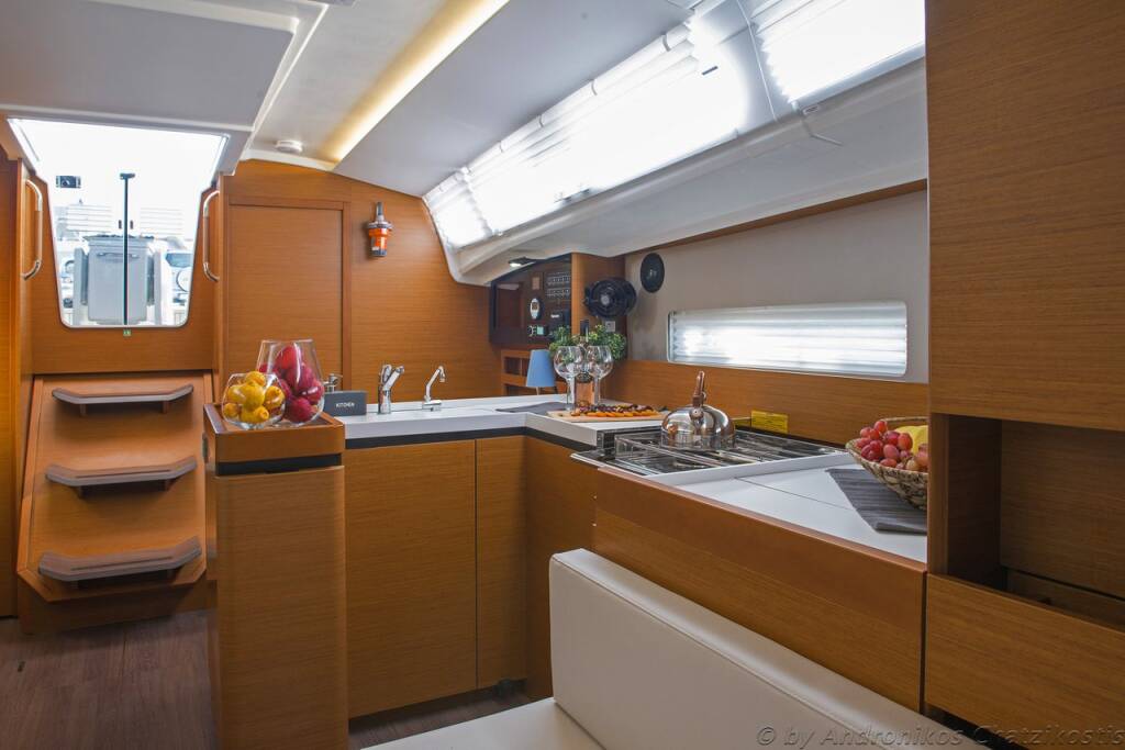 Sun Odyssey 410 Artemis