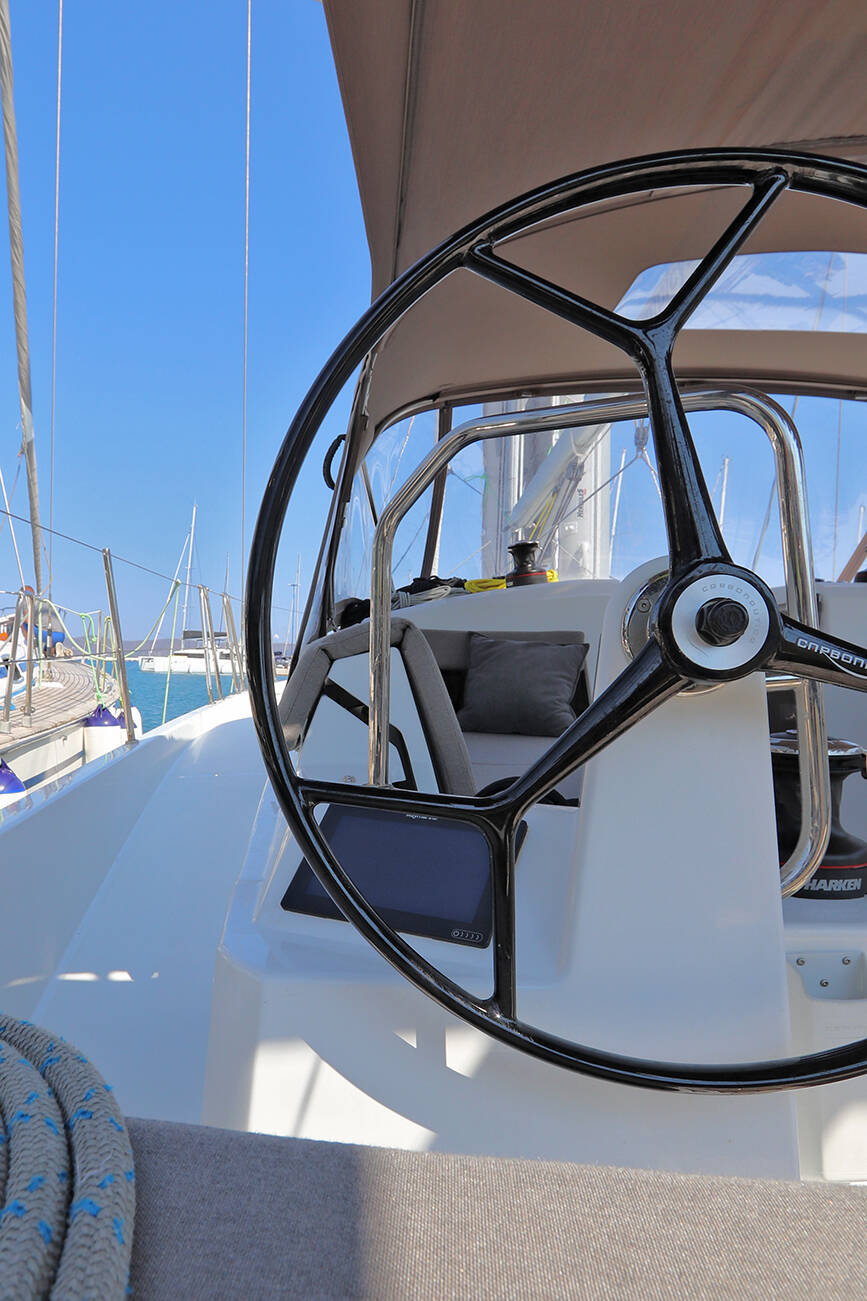 Sun Odyssey 440 Ermis