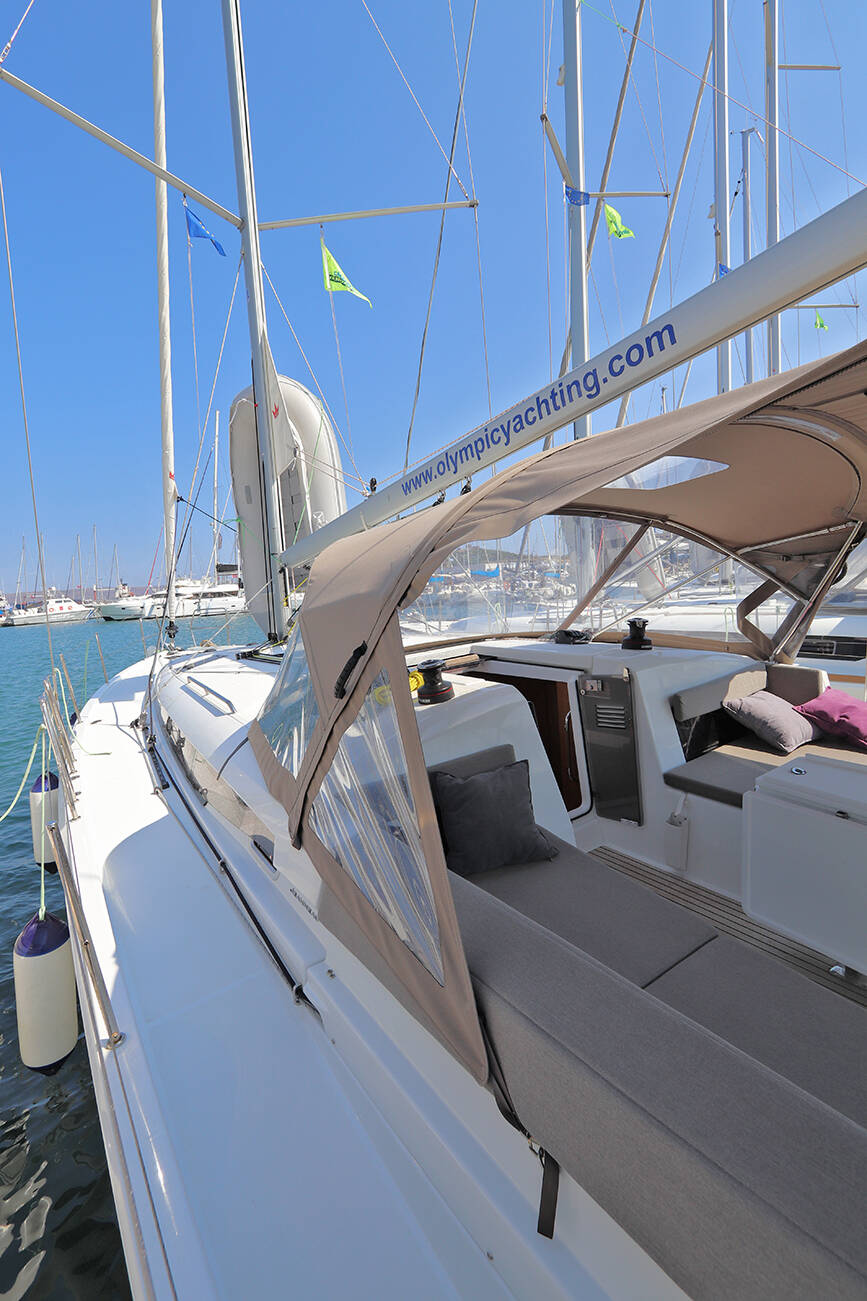 Sun Odyssey 440 Ermis