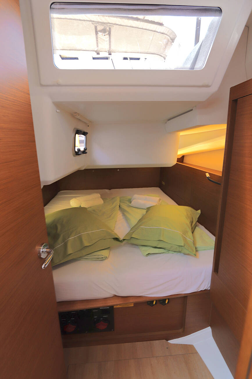 Sun Odyssey 440 Ermis